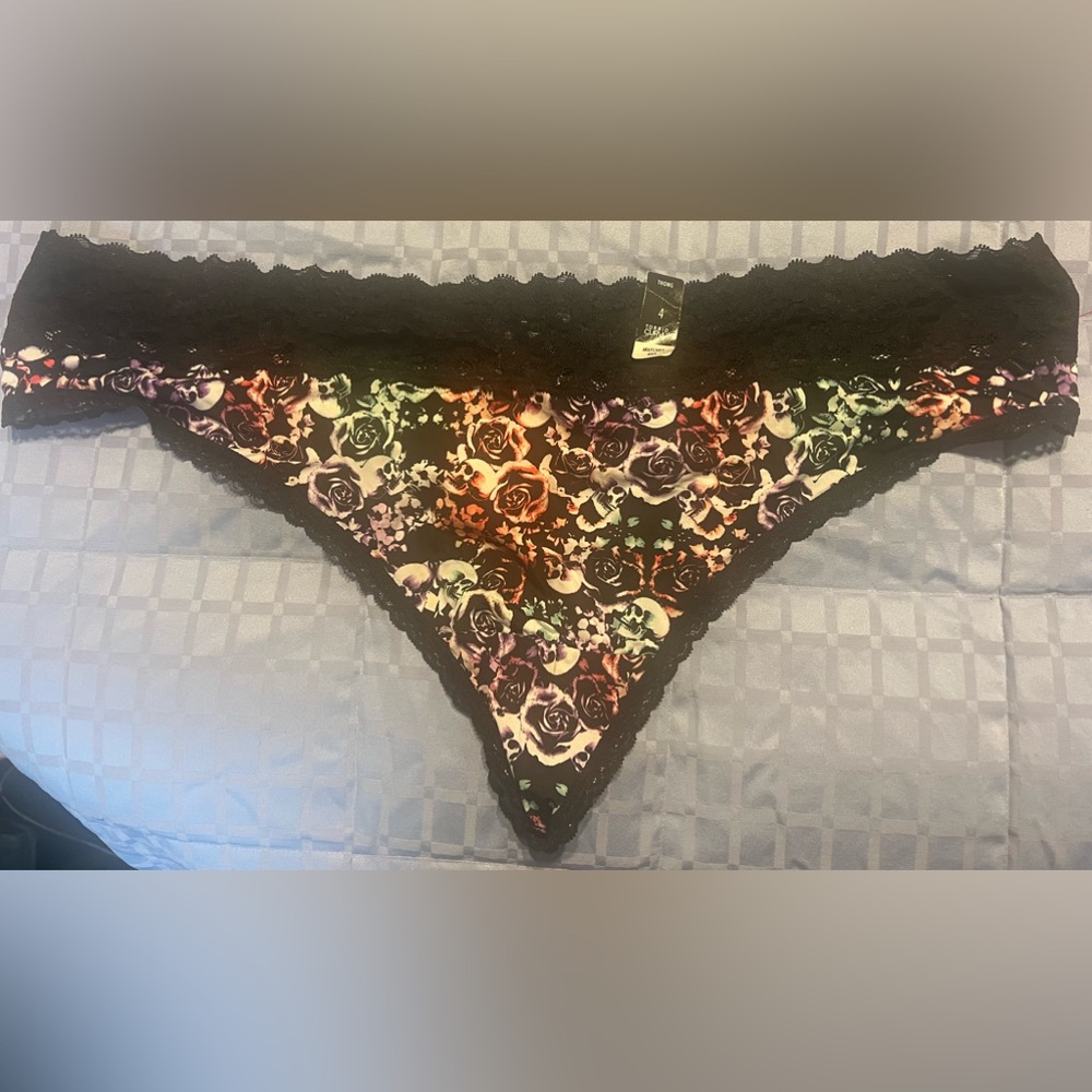NWT Torrid Second Skin Size 4 Thong, Rose & Skull pattern. Retail Value $14.50.